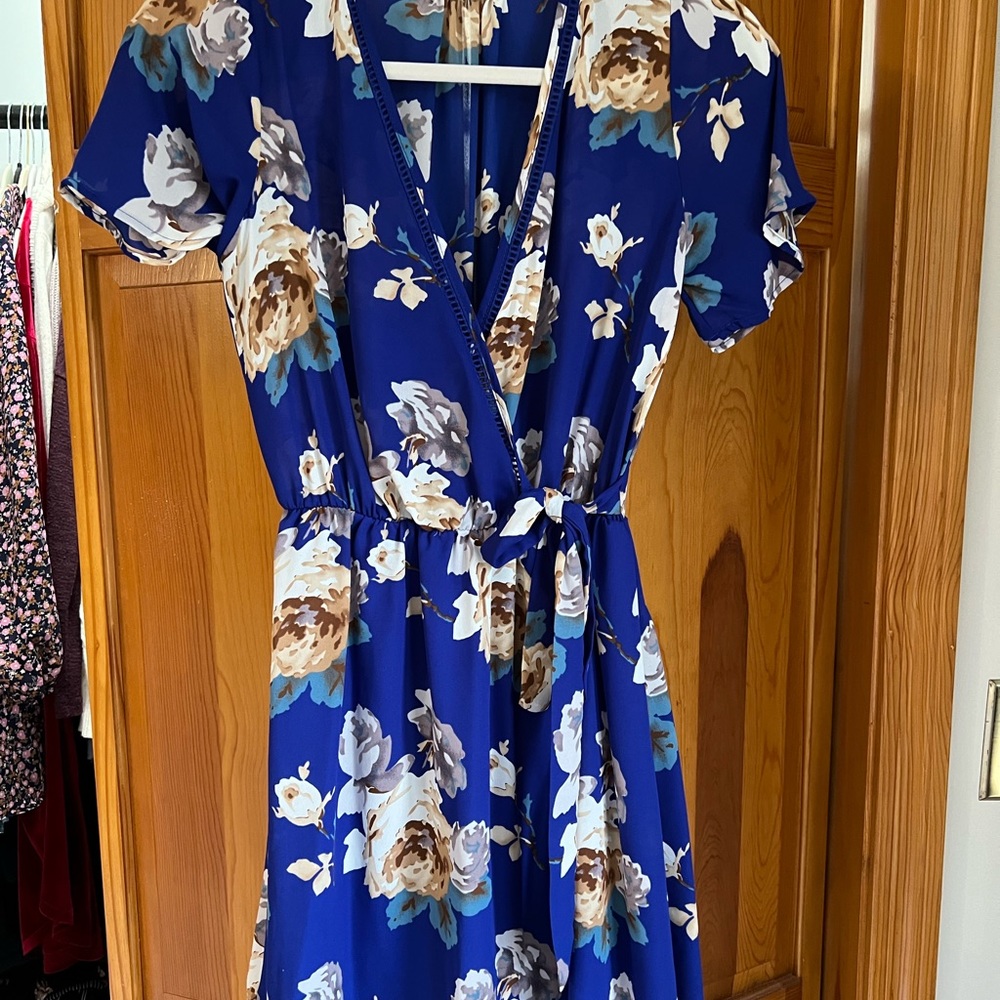 Women’s dress size XS